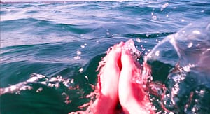 Faire des Vagues (Making Waves) - Hannah Klaas