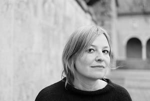 Faire des Vagues (Making Waves) - Hannah Klaas