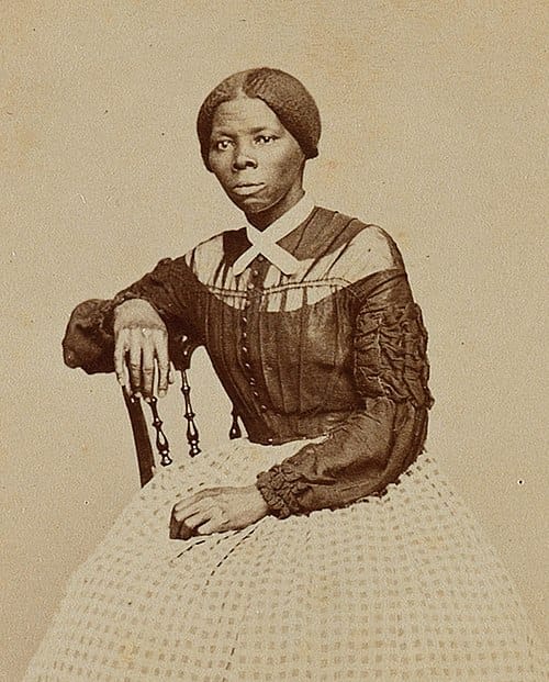 Harriet Tubman - The Woman Who Walked People Out of Slavery b