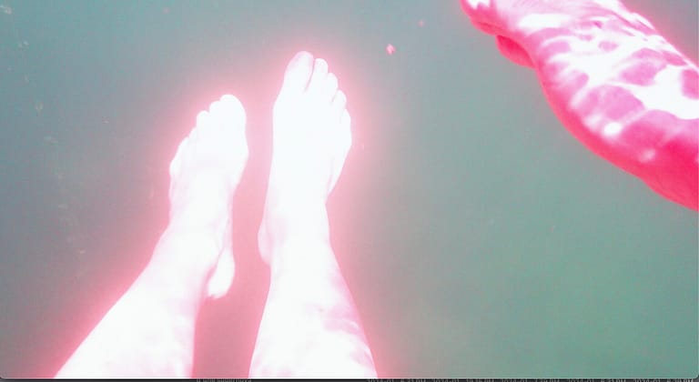 Faire des Vagues (Making Waves) - Hannah Klaas
