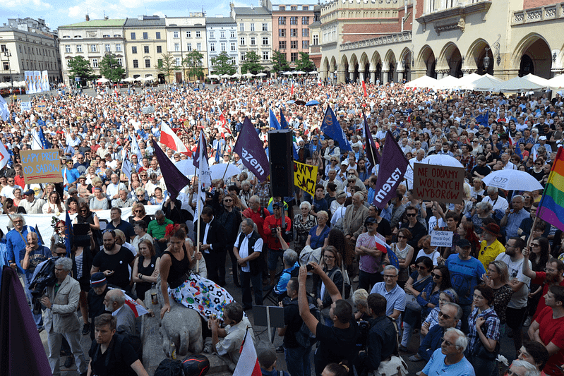 Slide 3 - Protests in Poland Call for New Abortion Laws (Source_ The Krakow Post)
