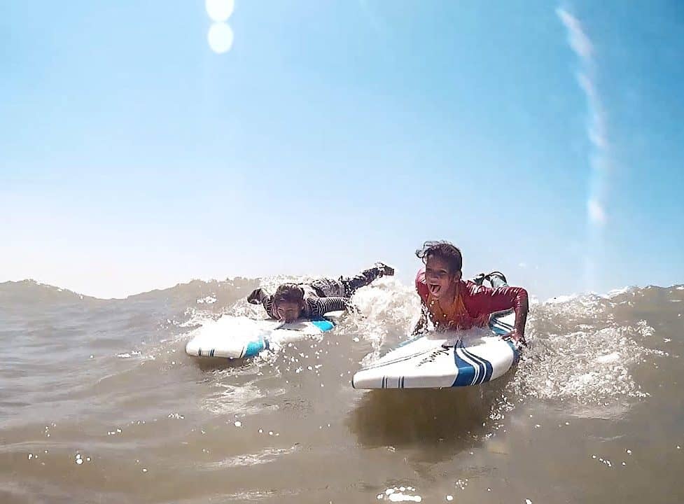 Bangla Surf Girls - Elizabeth D. Costa (3)