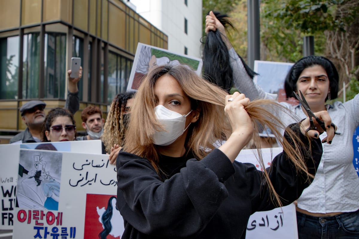 Iranian Student Ahou Daryaei's Protest Against Hijab Enforcement