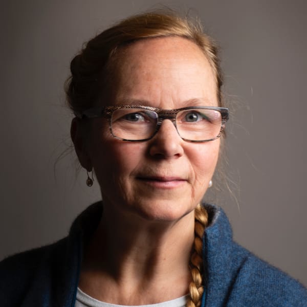 Slide 5 The World's First Woman Dummy is being used in Sweden for